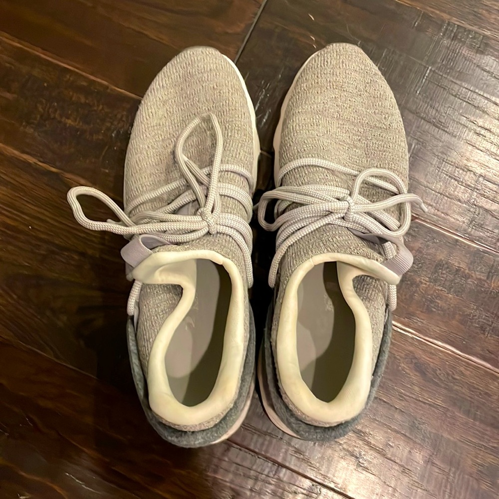 Sorel Sneakers 9.5 Women’s